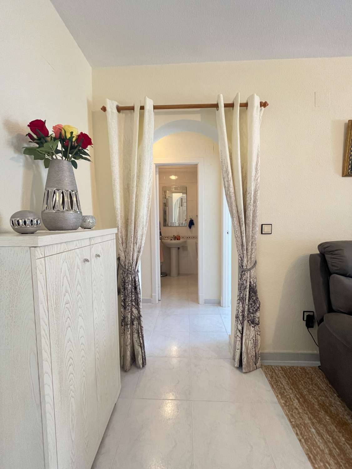 Takvåning med 2 sovrum med privat solarium och havsutsikt