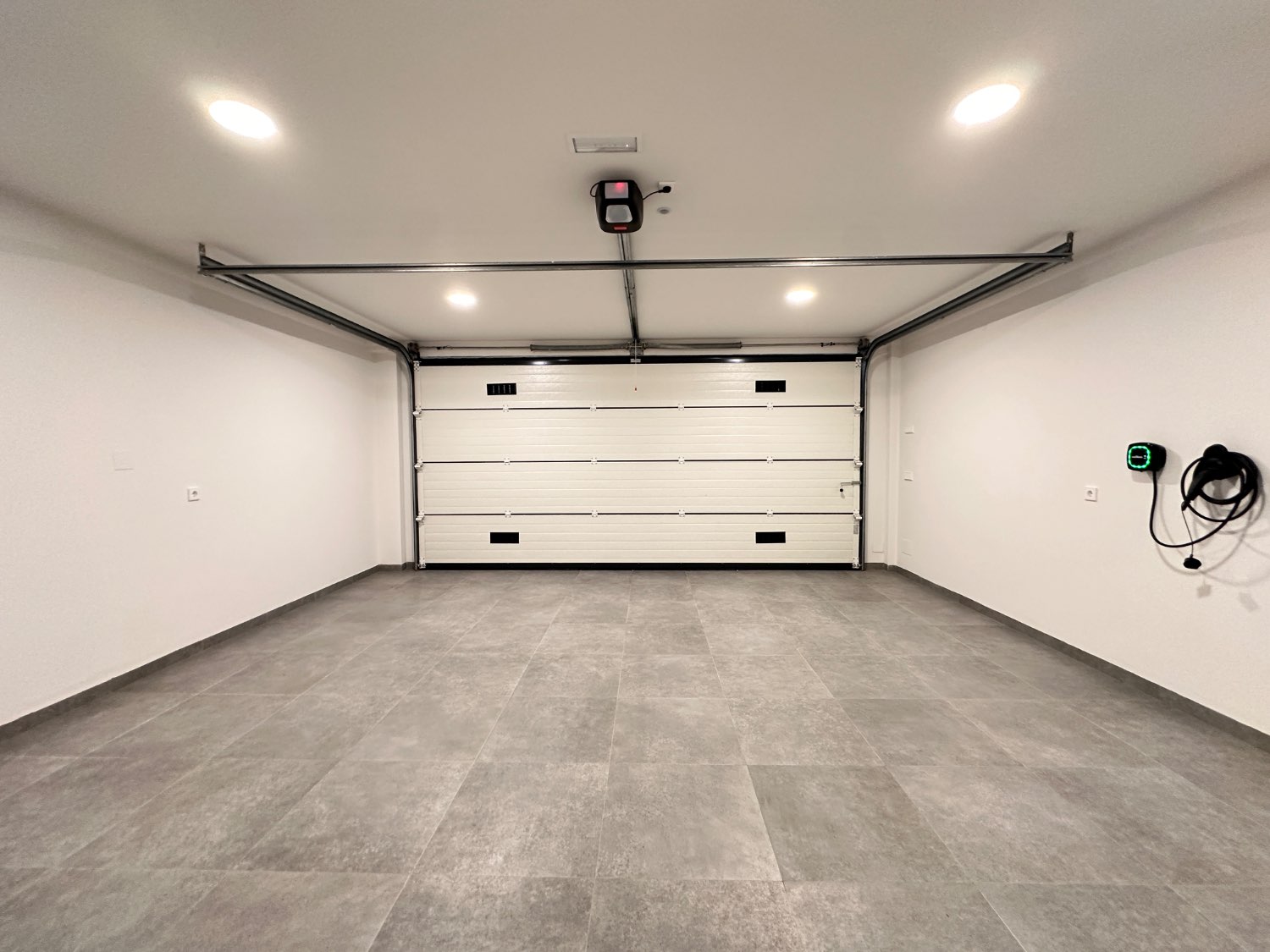 Vivienda de obra nueva con piscina lista para entrar a vivir 5 dormitorios en Lo Pagan ( san Pedro del pinatar )