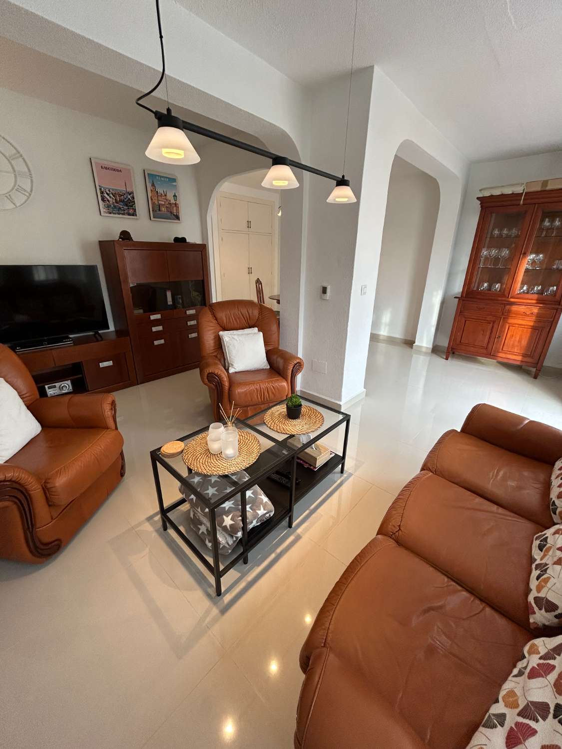 Bungalow de 2 dormitorios y 2 baños en una comunidad cerrada en Orihuela costa