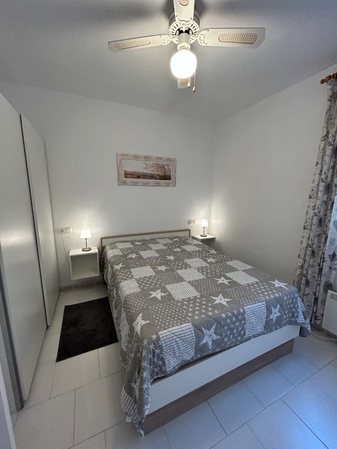 Bungalow de 2 dormitorios y 2 baños en una comunidad cerrada en Orihuela costa