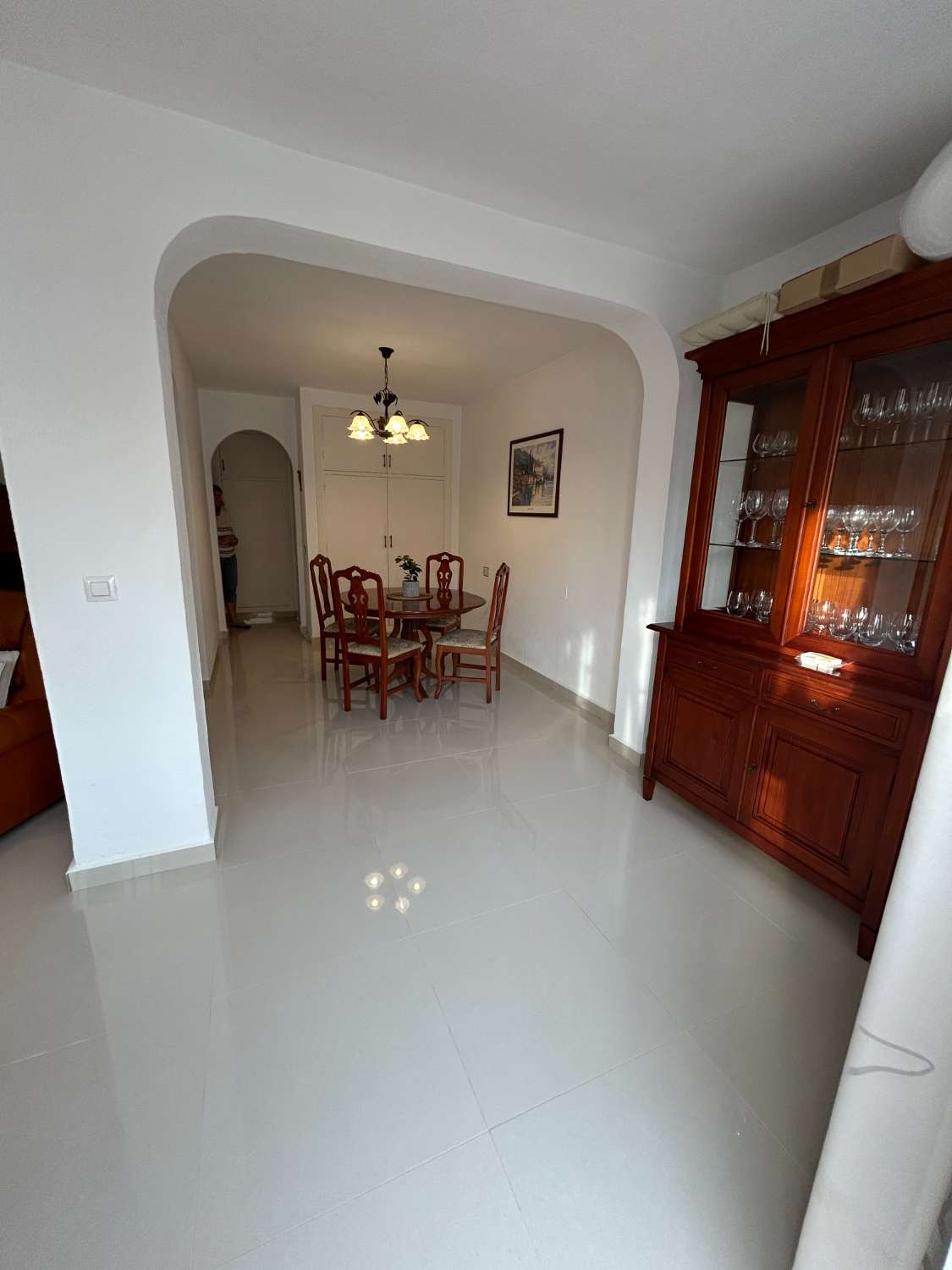 Bungalow de 2 dormitorios y 2 baños en una comunidad cerrada en Orihuela costa