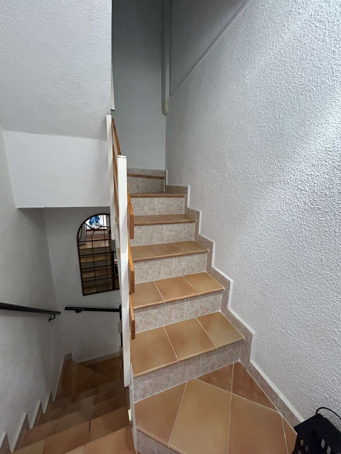 Bungalow de 2 dormitorios y 2 baños en una comunidad cerrada en Orihuela costa