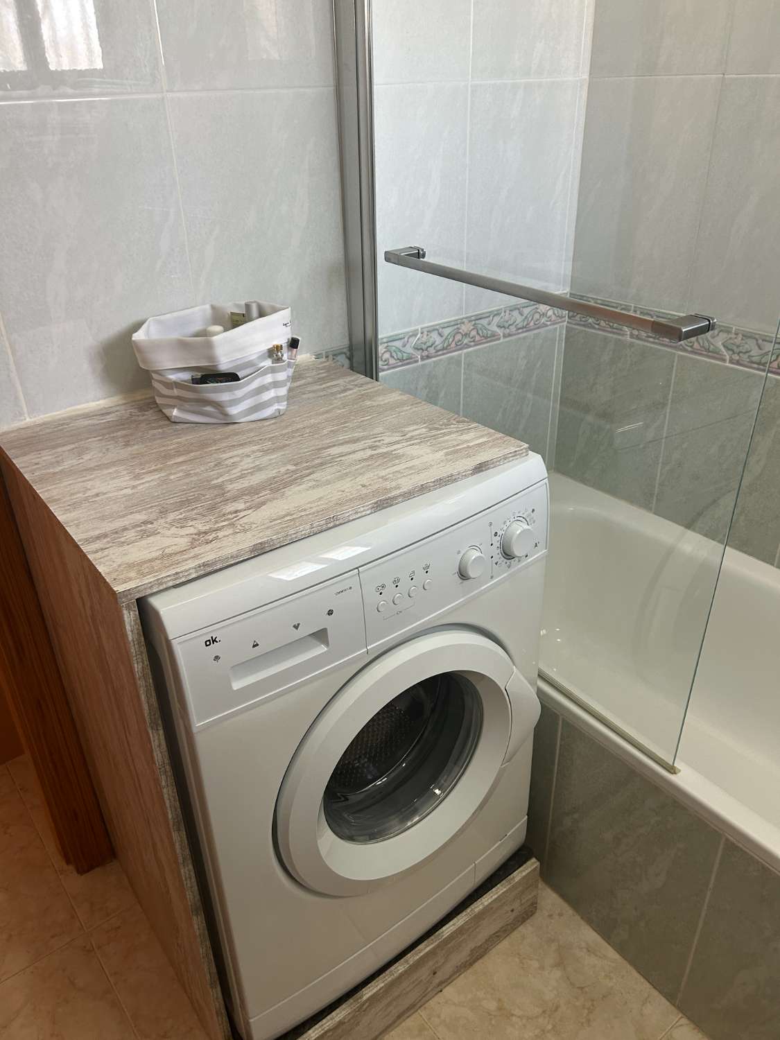 Casa independiente de 2 dormitorios, 2 baños, 1 piscina comunitaria