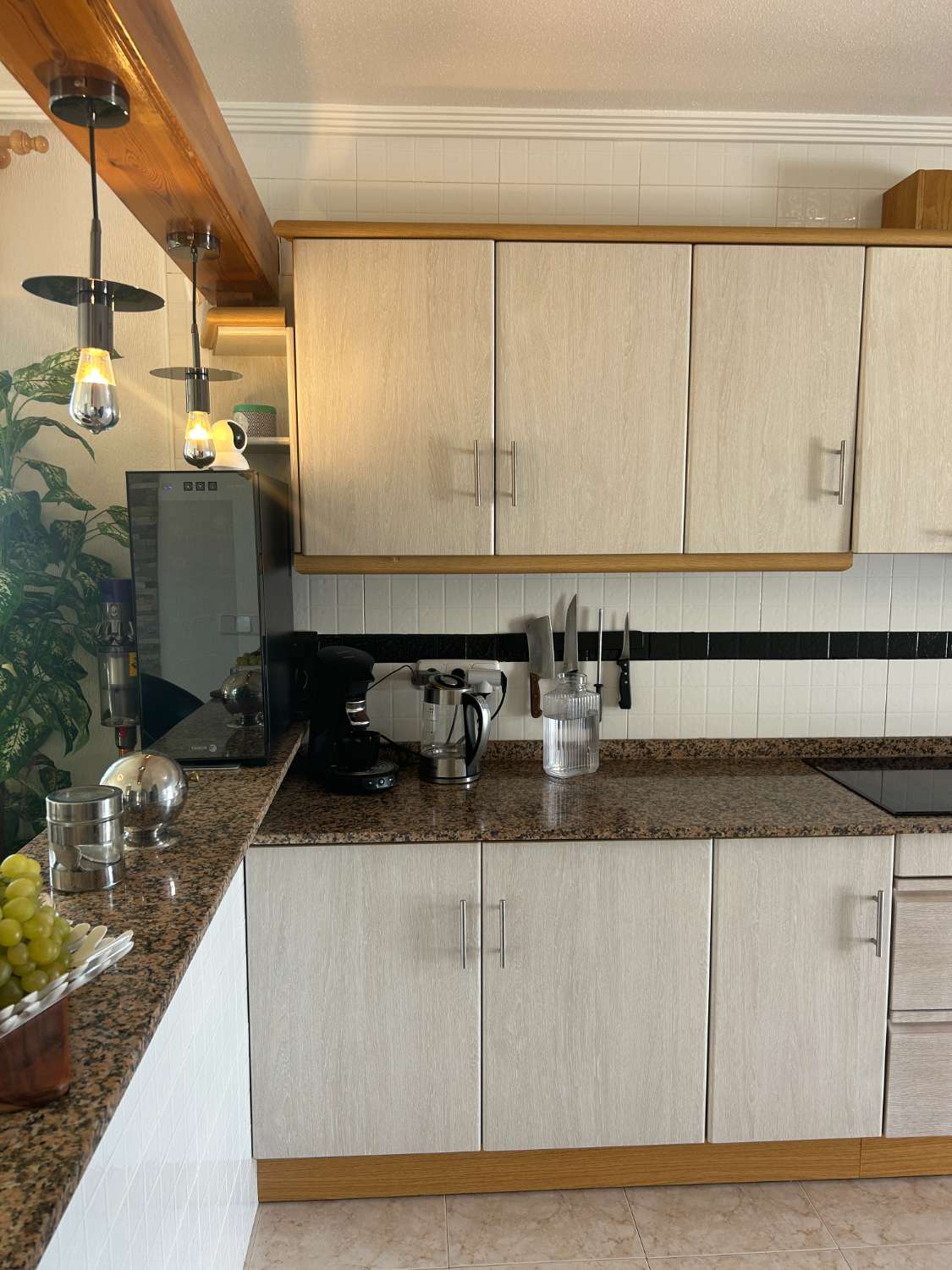 Casa independiente de 2 dormitorios, 2 baños, 1 piscina comunitaria