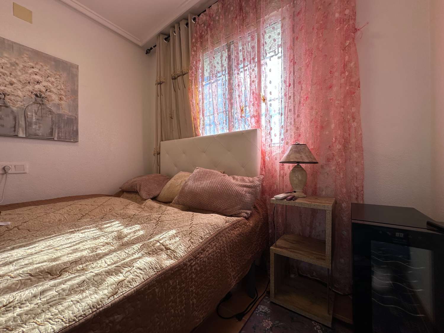 Casa de 3 dormitorios y 2 baños en comunidad cerrada con piscina comunitaria