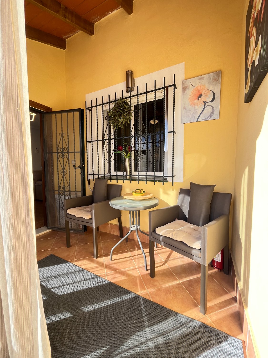 Casa de 3 dormitorios y 2 baños en comunidad cerrada con piscina comunitaria