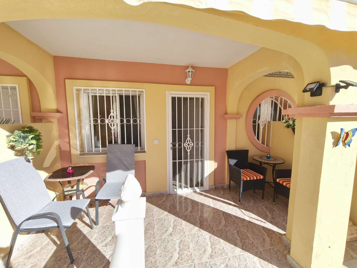 2 værelses ejendom i det eksklusive indhegnede samfund Macarena II