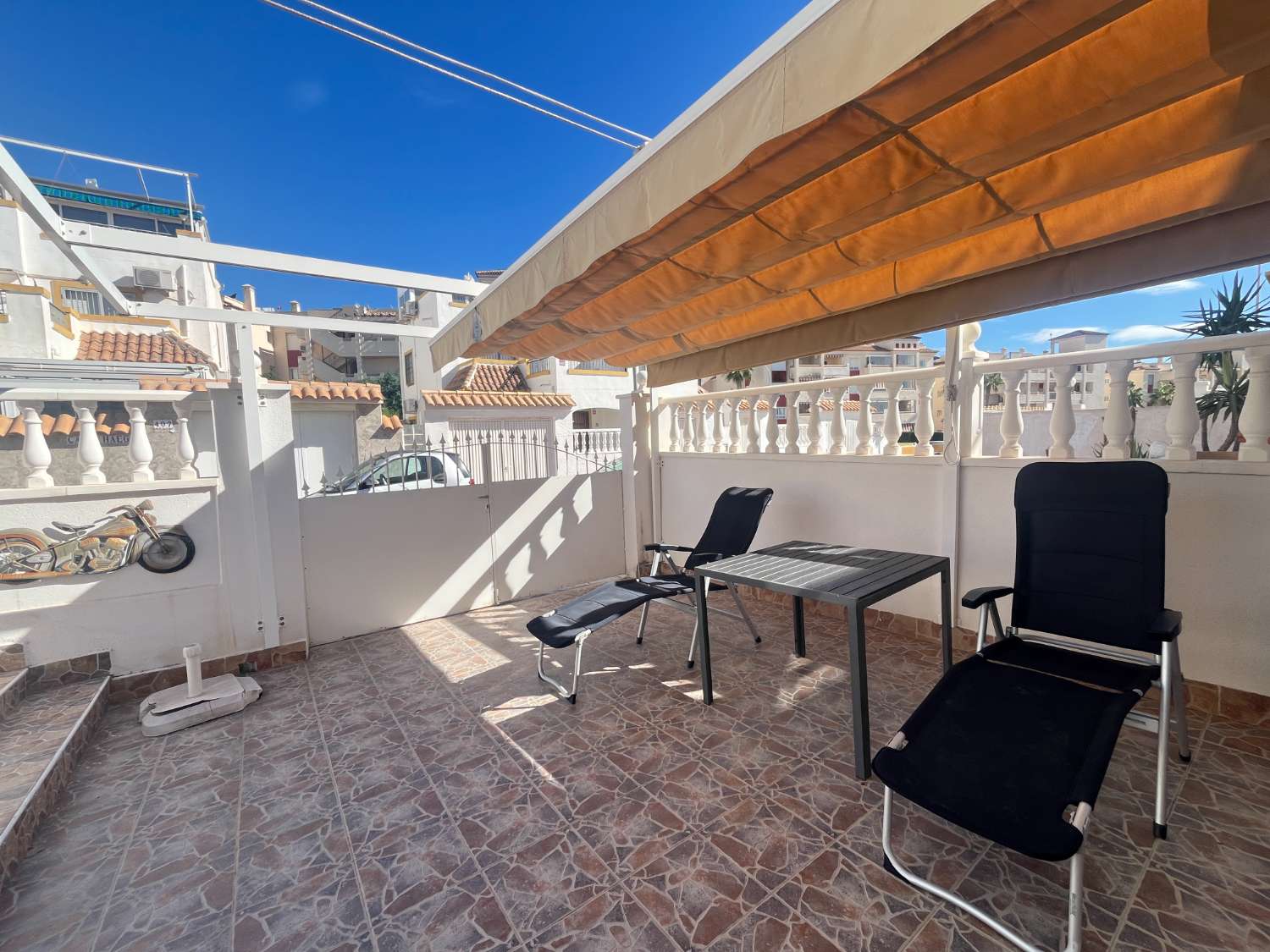 Encantadora casa tipo quad con solárium y vistas al mar en el corazón de La Florida