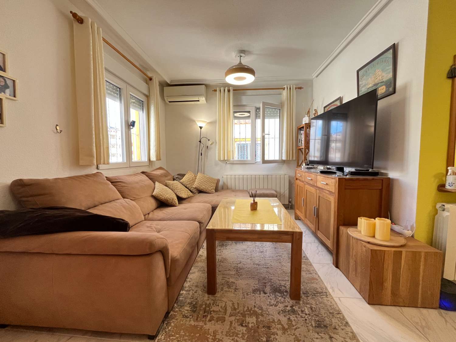 Encantadora casa tipo quad con solárium y vistas al mar en el corazón de La Florida