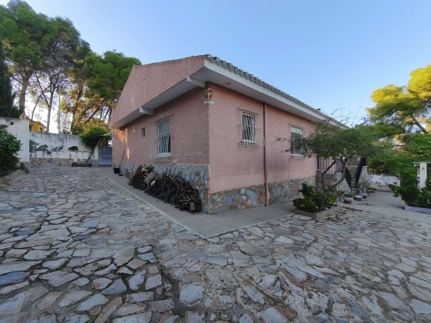 Chalet - Chalet en Los Balcones con Apartamento Independiente