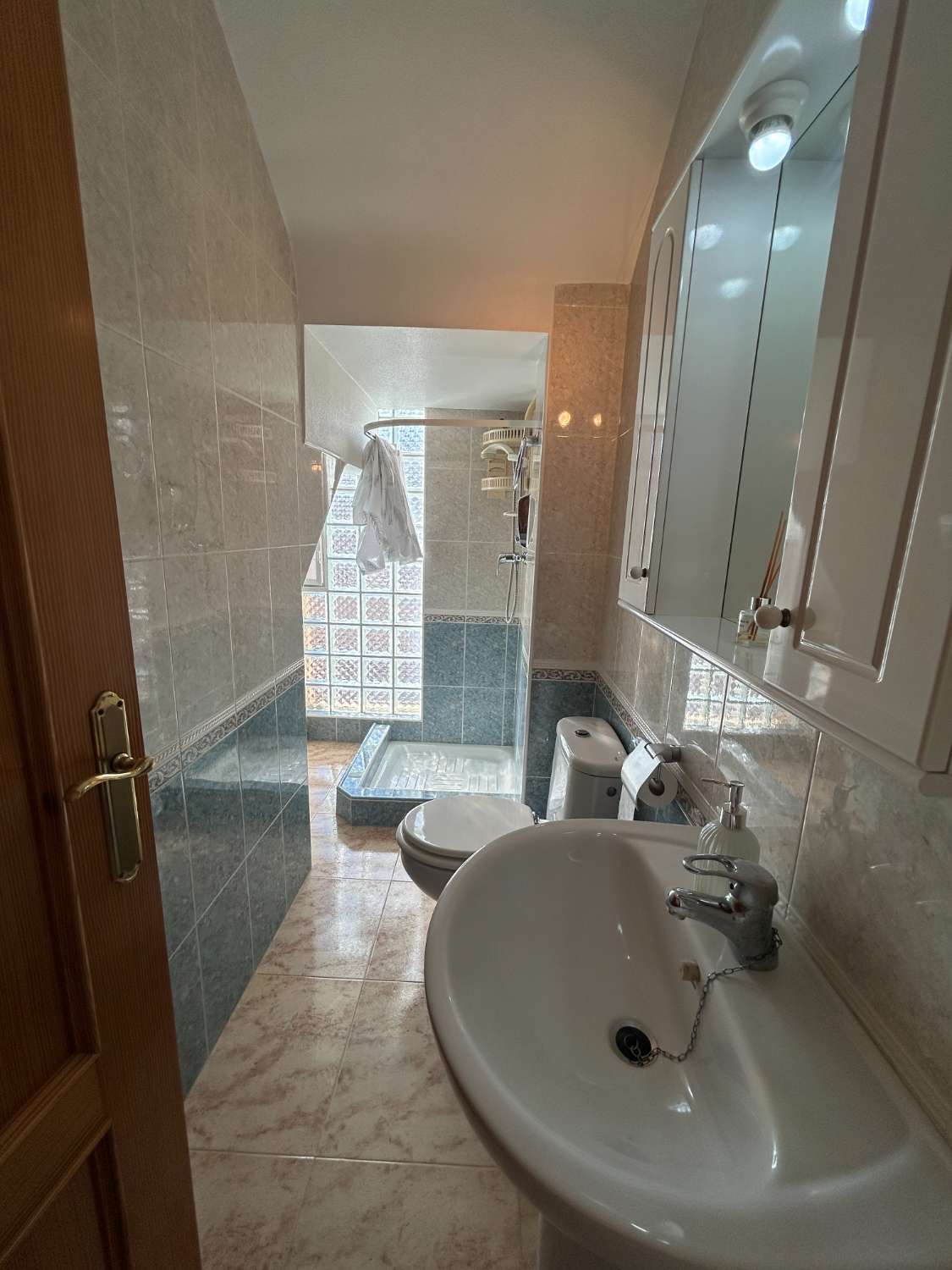 Duplex 3 dormitorios, 2 baños, 1 solario con 1 piscina común