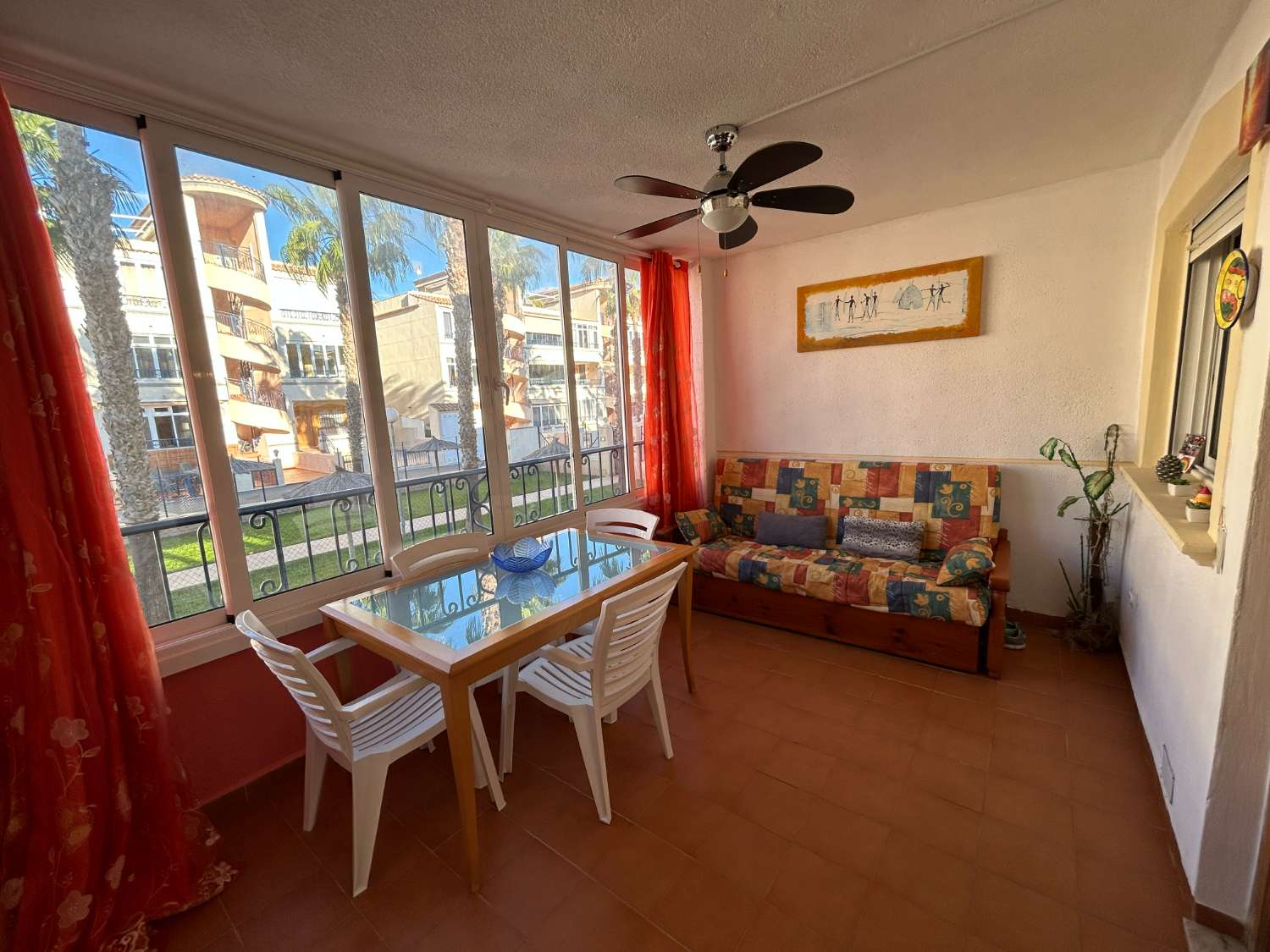 Apartamento de 2 habitaciones en Los altos Orihuela Costa