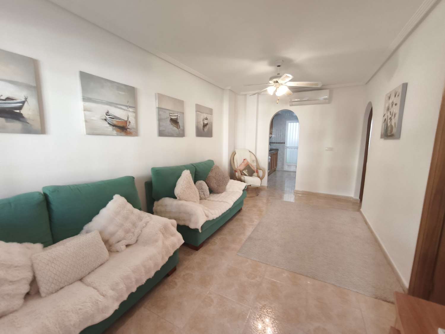 Apartamento de 2 habitaciones en Los altos Orihuela Costa