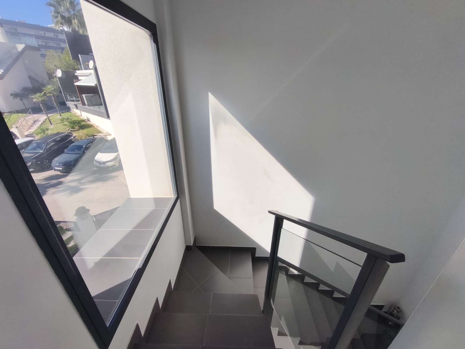 Moderno Chalet en esquinade 3 dormitorios y 2 baños