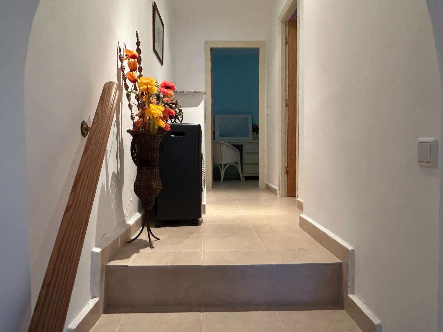 Preciosa propiedad de 4 habitaciones en una urbanización bien cuidada.