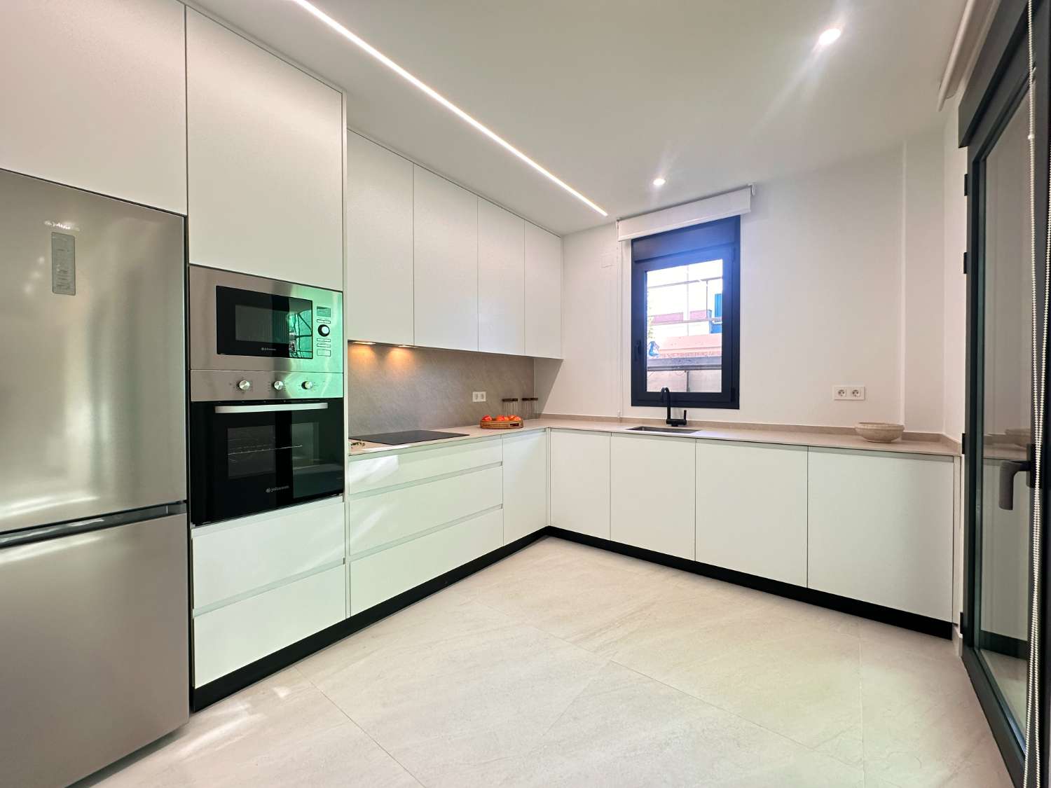 Роскошные апартаменты с 3 спальнями и 2 ванными комнатами в Сан-Педро-дель-Пинатар