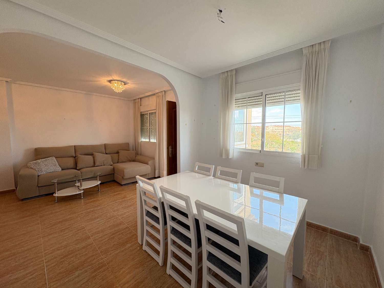 Precioso apartamento con vistas al mar en Las Chismosas