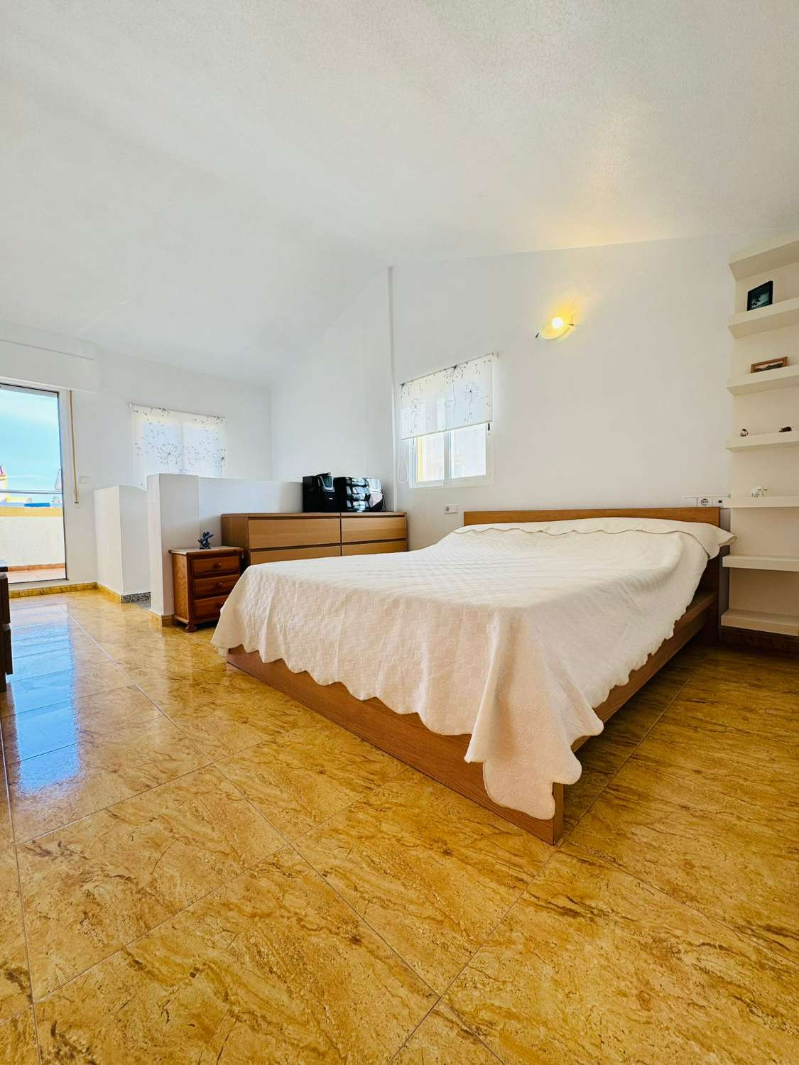 Duplex en esquina de 3 dormitorios en las chismosas