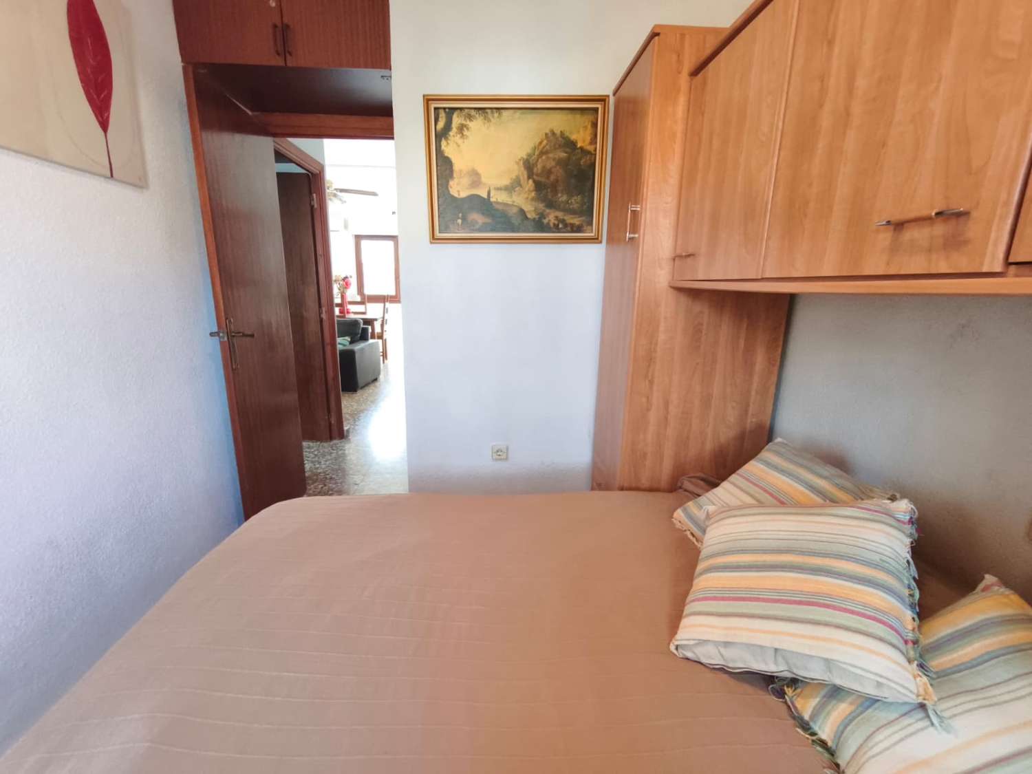 Casa con Apartamento independiente de 3 habitaciones y 2 baños para reformar en Los Balcones (Torrevieja)