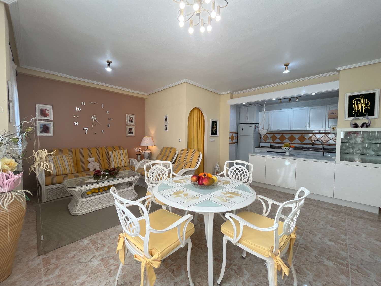 EXCLUSIVA VIVIENDA EN PLAYA FLAMENCA CON VISTAS AL MAR