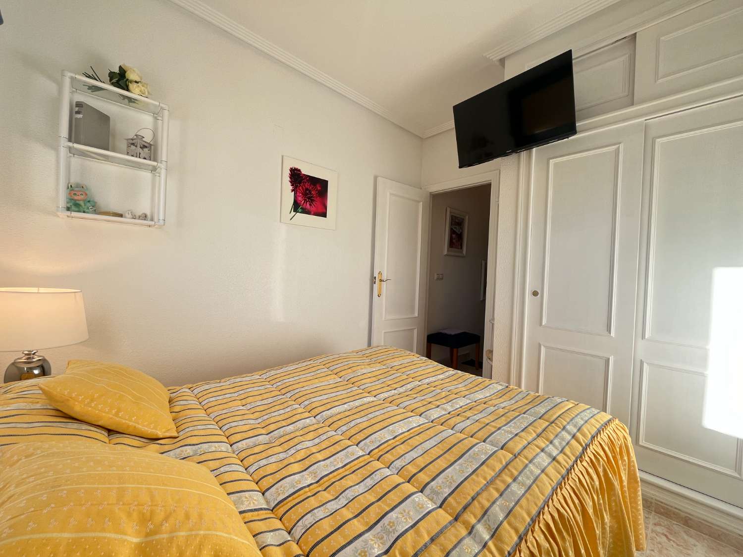 EXCLUSIVA VIVIENDA EN PLAYA FLAMENCA CON VISTAS AL MAR