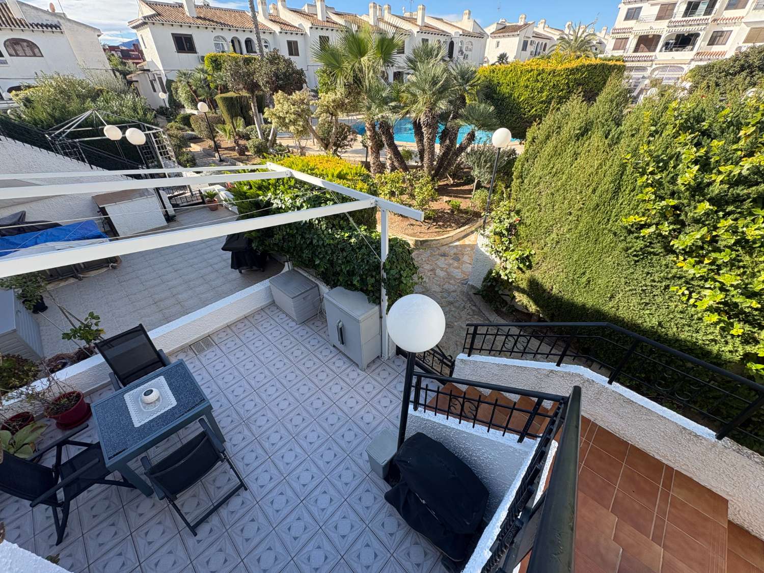 Красивая квартира в Кабо-Роиг