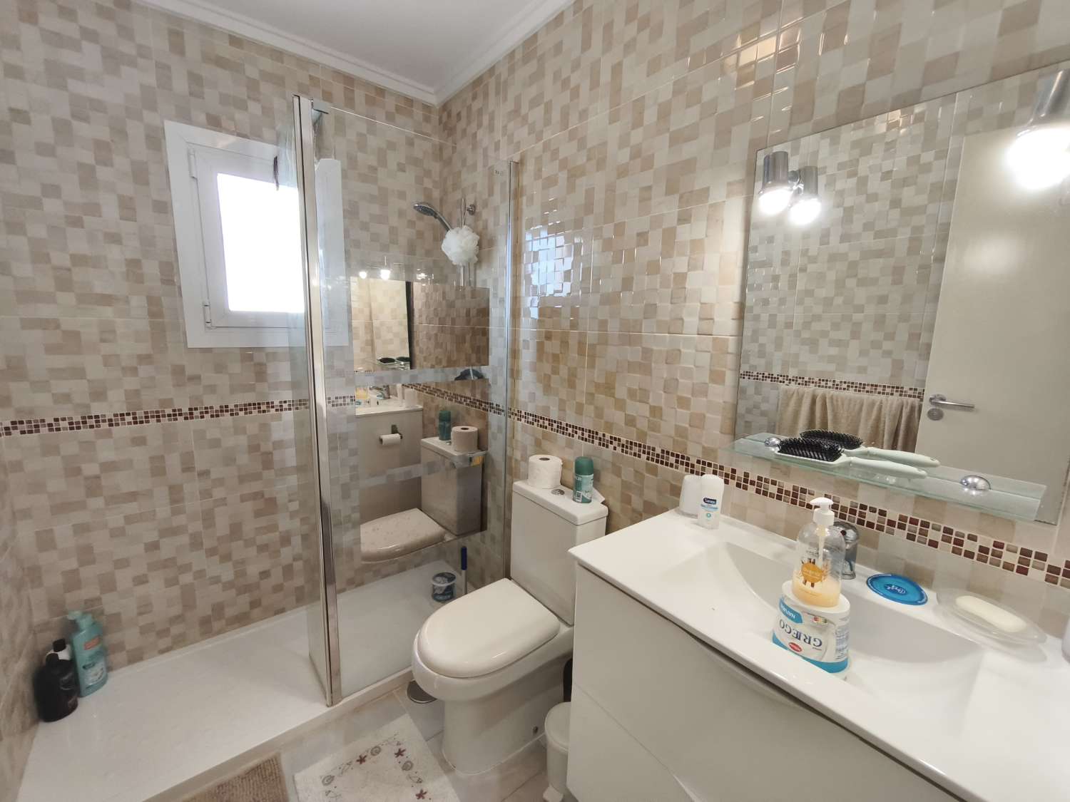 Adosado de 3 habitaciones en Punta Prima.