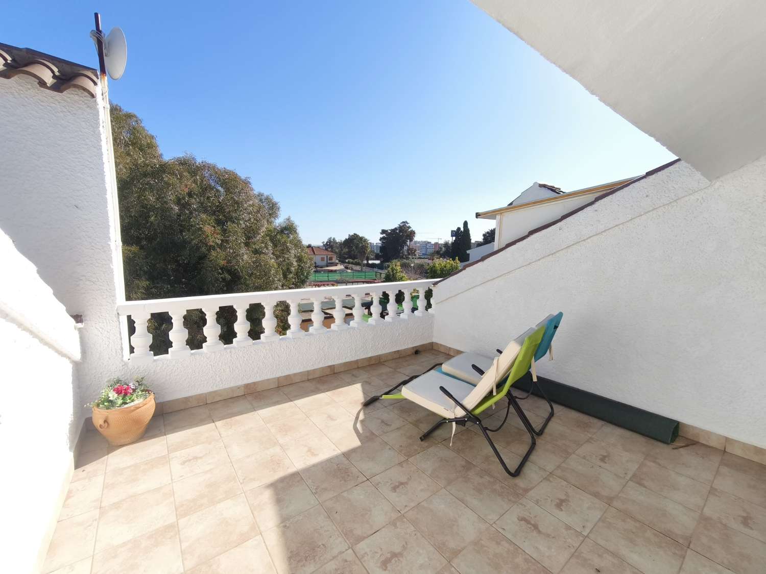 Adosado de 3 habitaciones en Punta Prima.