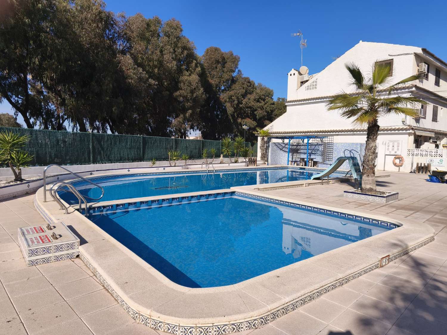 Adosado de 3 habitaciones en Punta Prima.