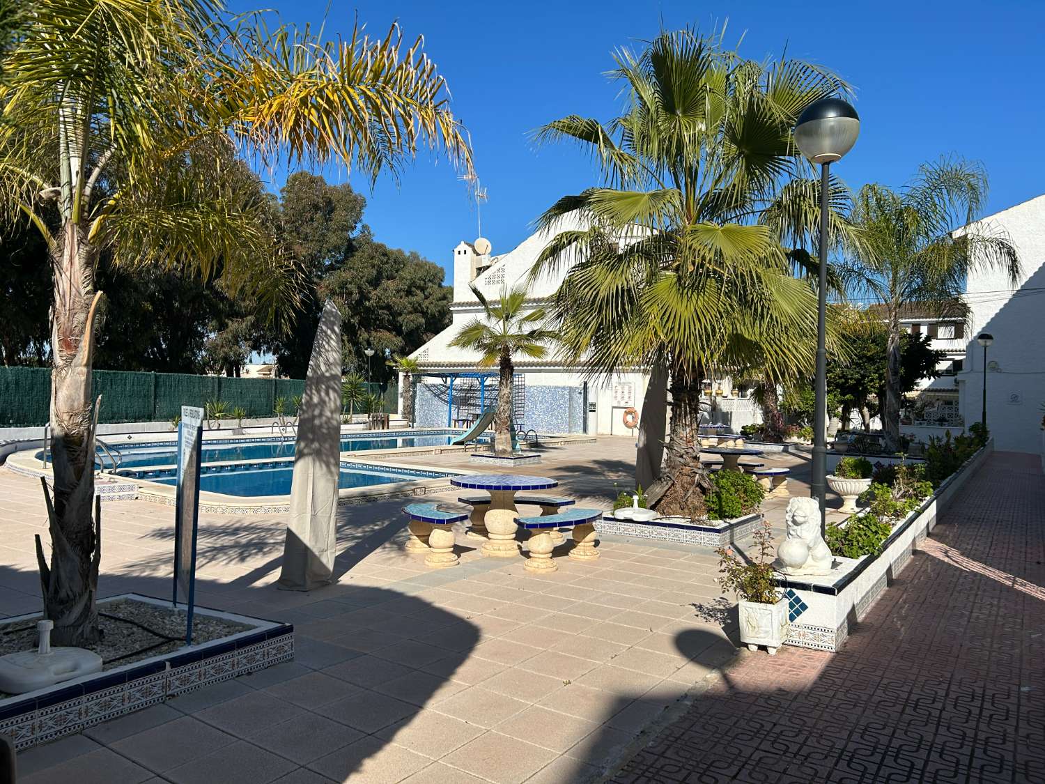 Adosado de 3 habitaciones en Punta Prima.