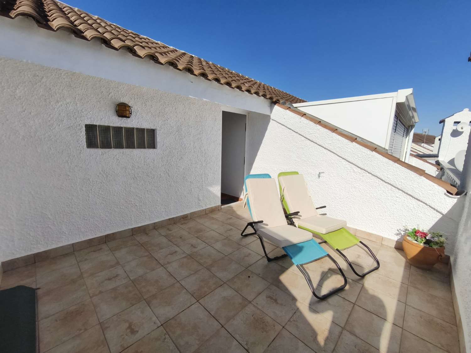 Adosado de 3 habitaciones en Punta Prima.