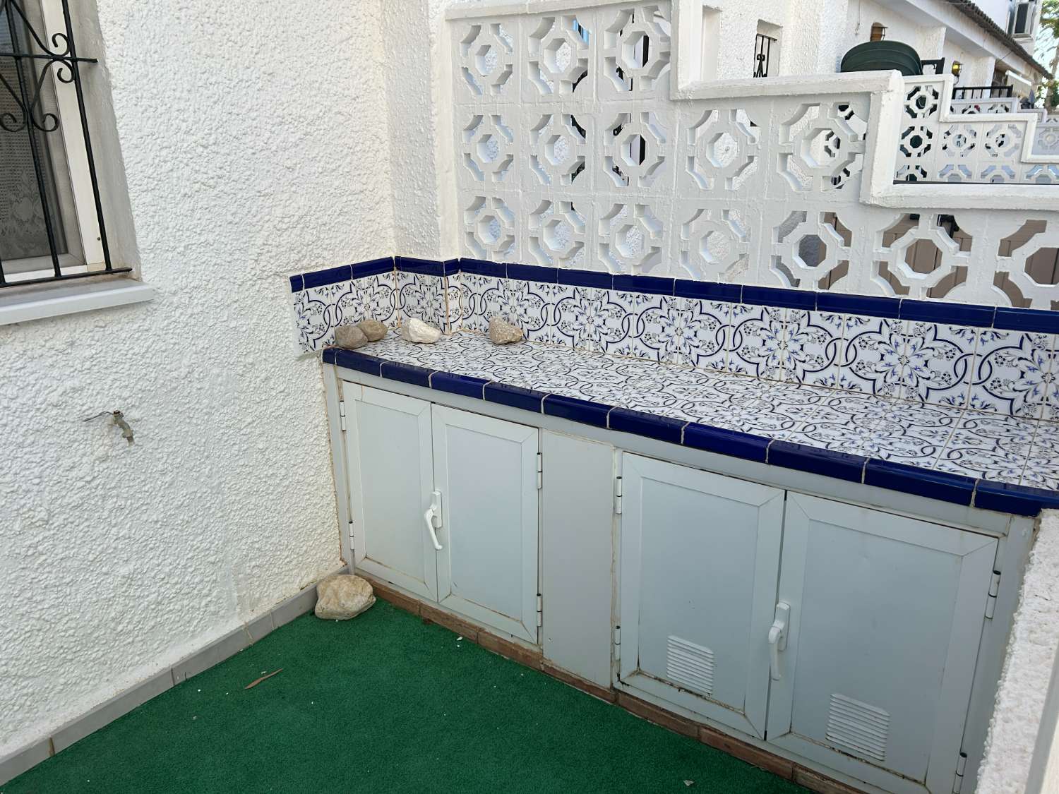 Adosado de 3 habitaciones en Punta Prima.