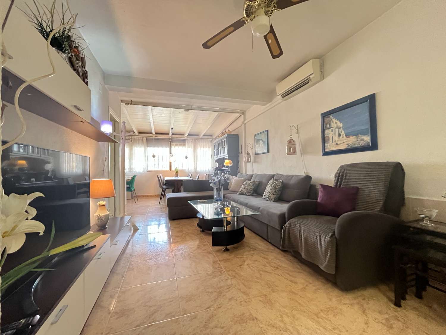 Zonnige bungalow tegenover het Zoutmeer in Torrevieja