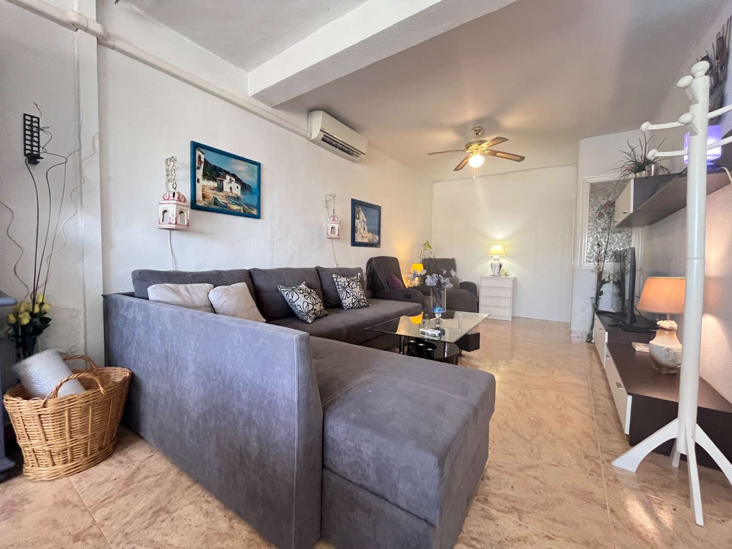 Zonnige bungalow tegenover het Zoutmeer in Torrevieja