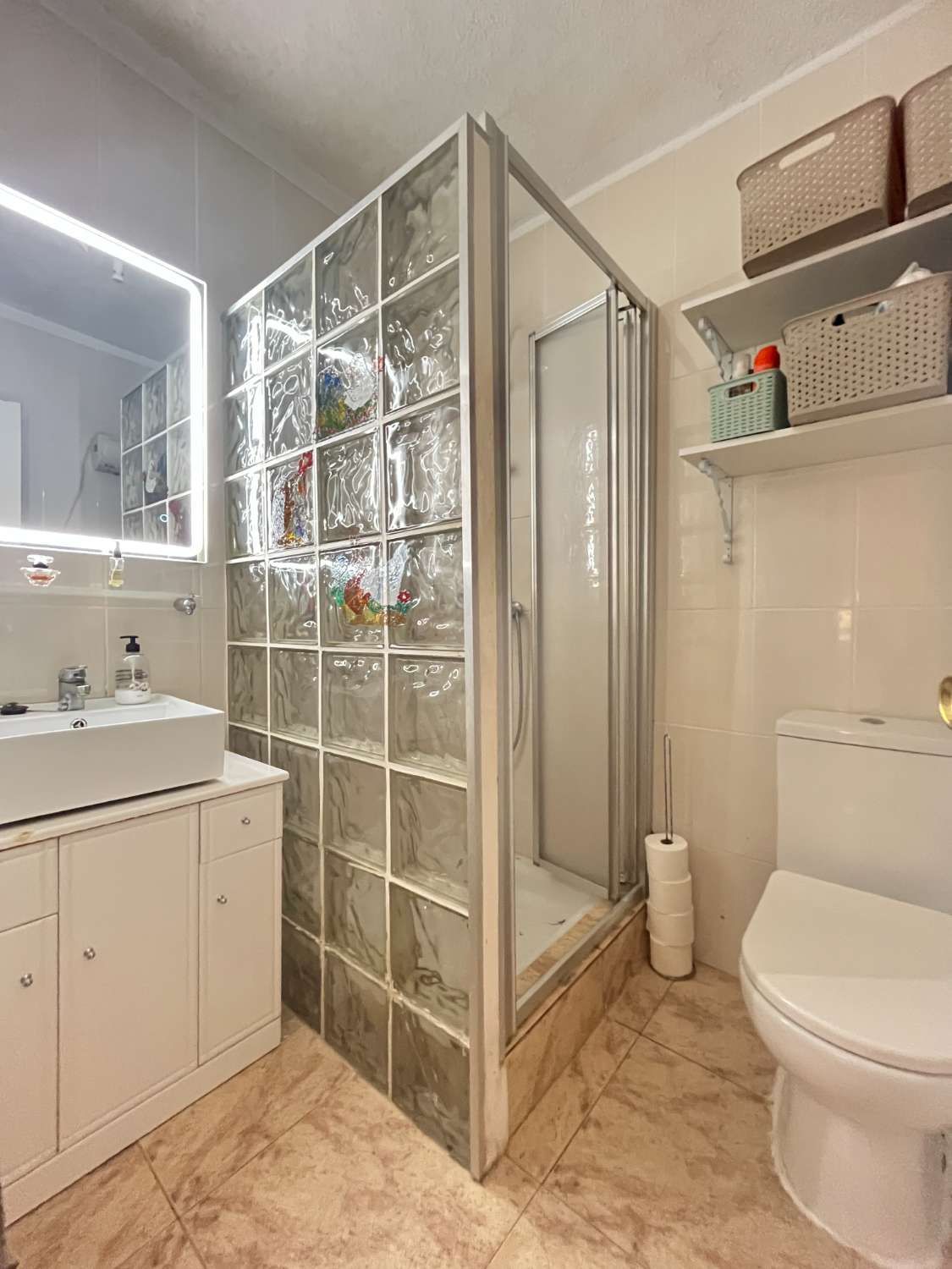 Zonnige bungalow tegenover het Zoutmeer in Torrevieja