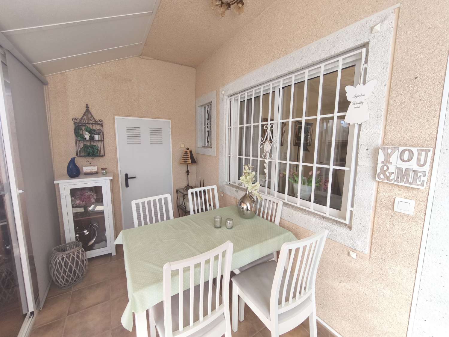 Бунгало з фасадом на південь і 4 спальні в Торревієха