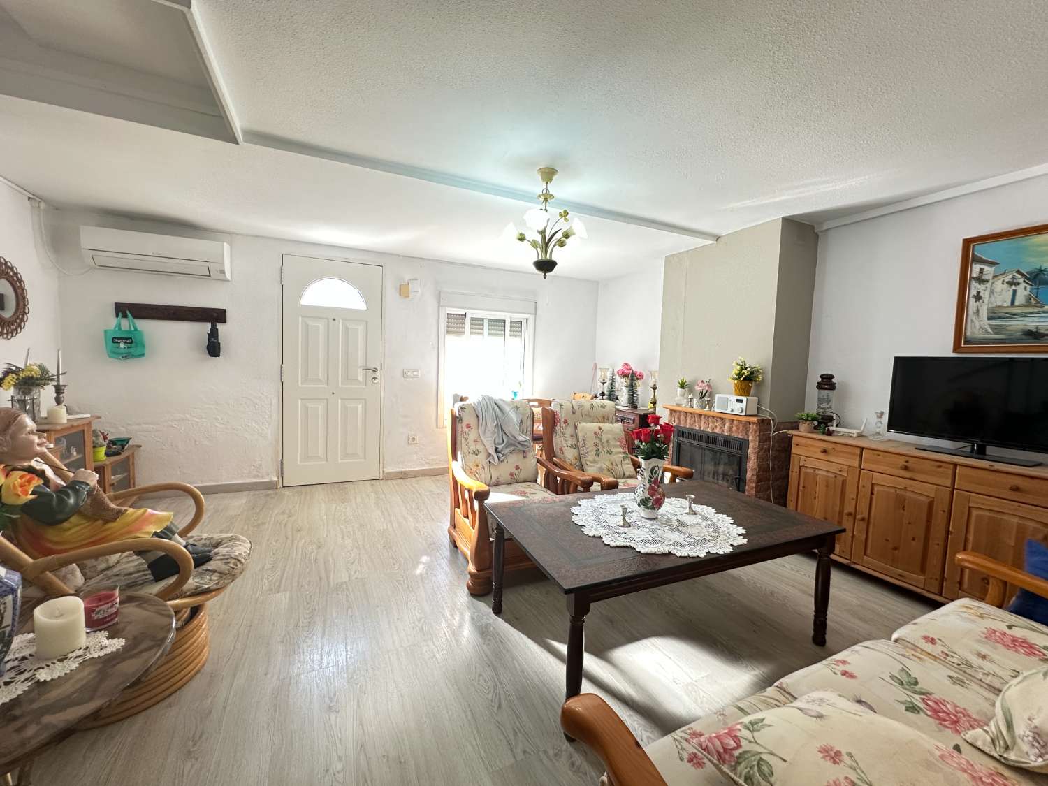 Propiedad orientada al sur en Torrevieja con 3 dormitorios