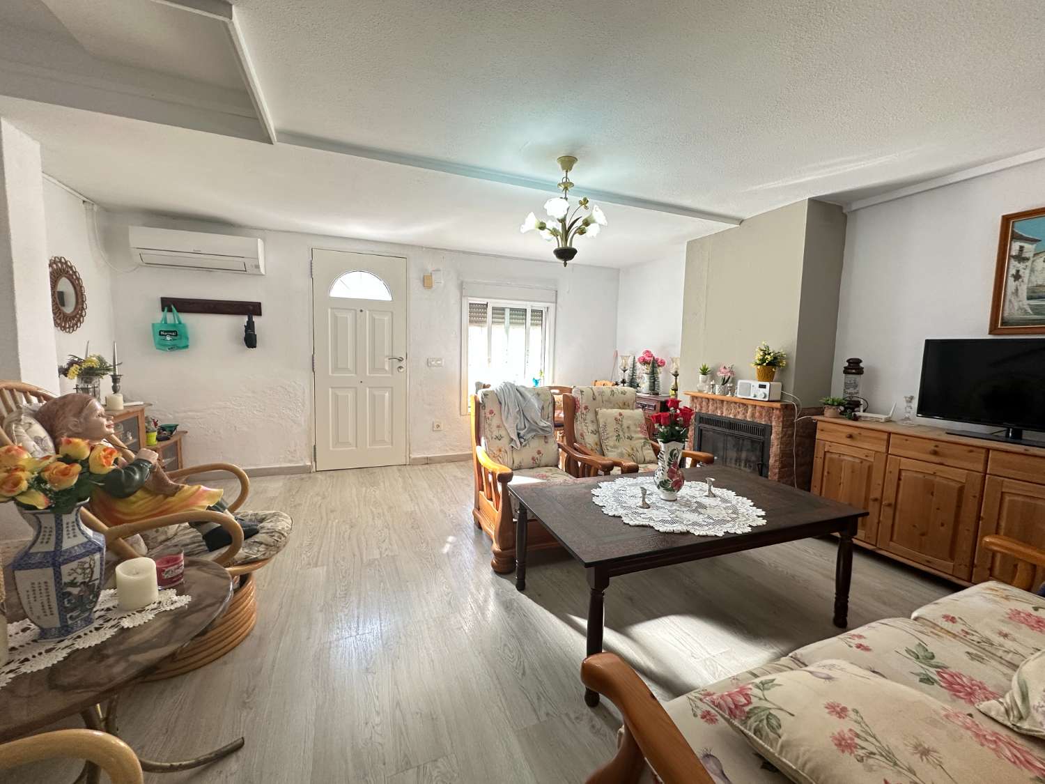 Propiedad orientada al sur en Torrevieja con 3 dormitorios