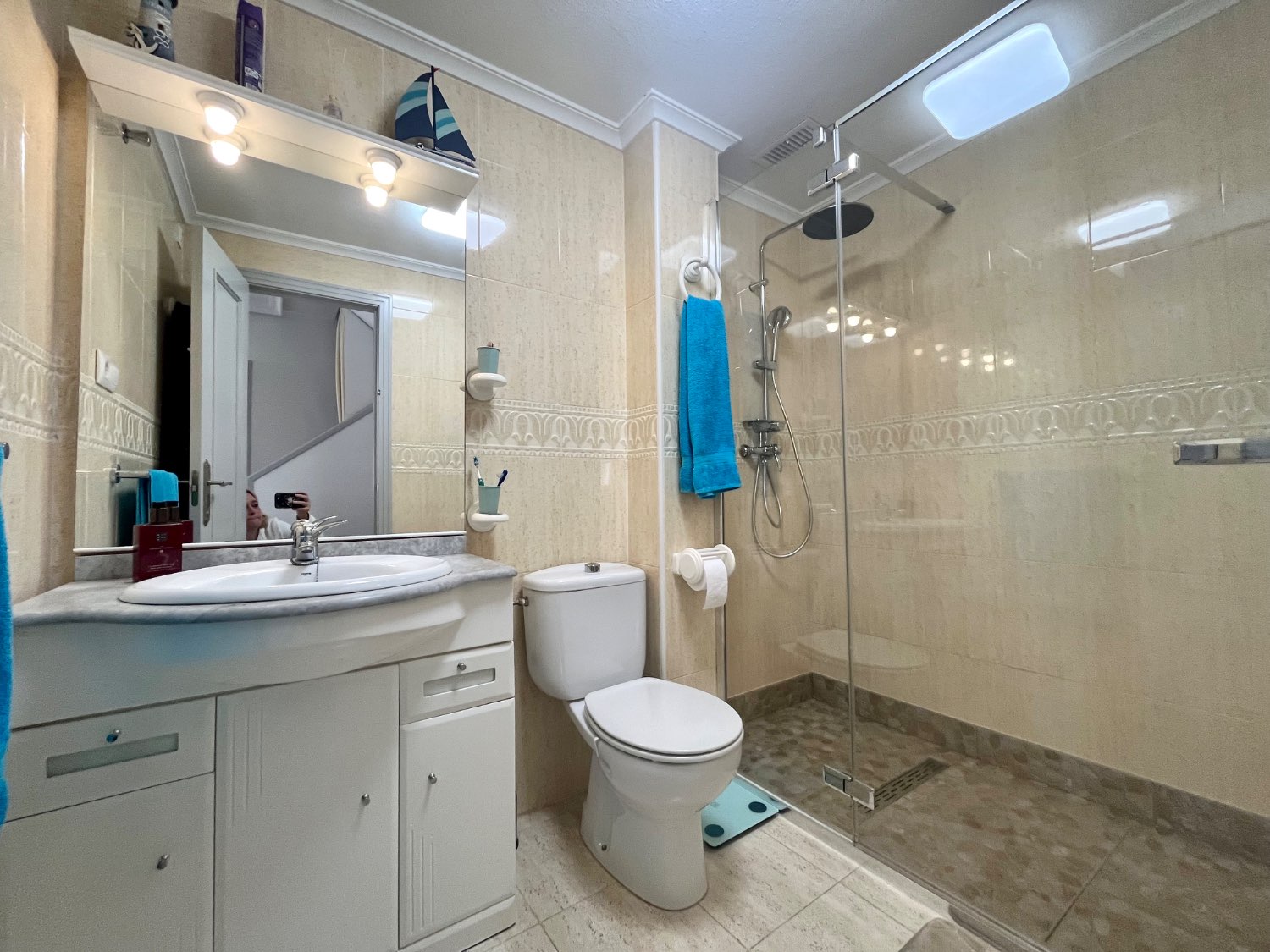 Dúplex de 3 habitaciones ubicado en Zeniamar IV (Orihuela Costa)