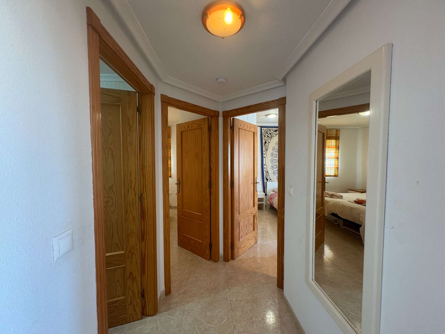 Hermoso apartamento en el último piso en el popular Laguna Golf