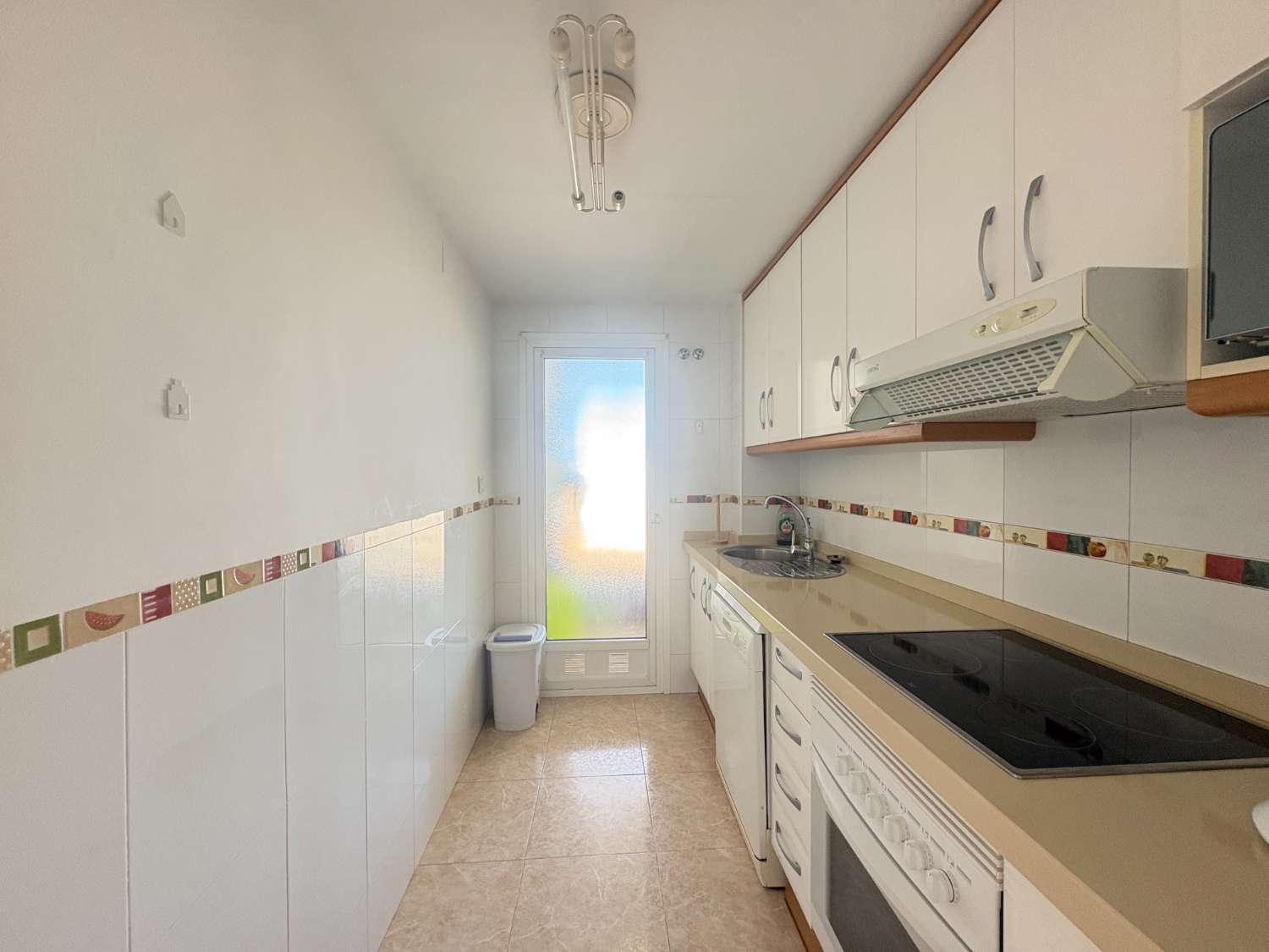 Hermoso apartamento en el último piso en el popular Laguna Golf