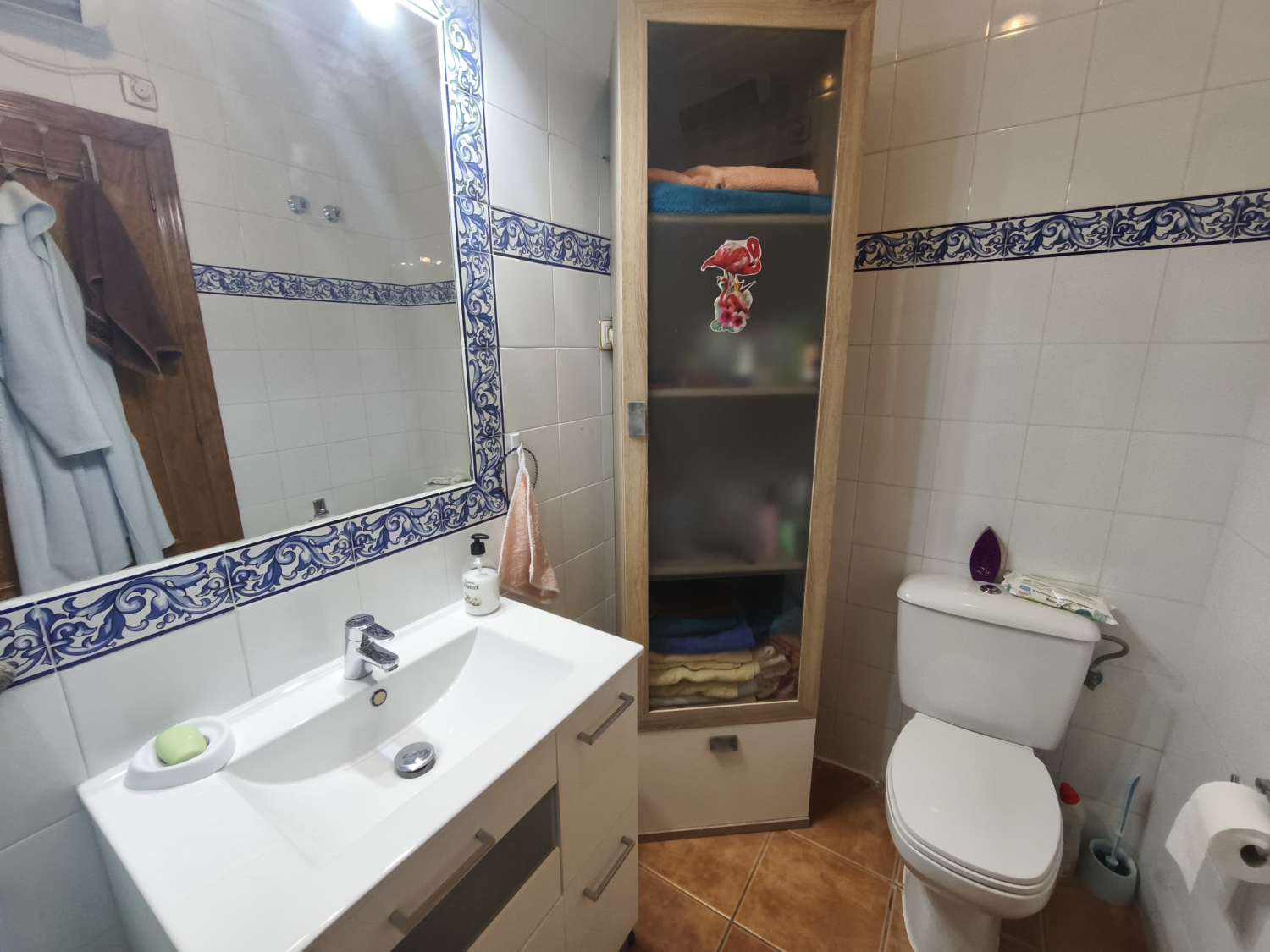 Casa adosada de 4 dormitorios y 2 baños en La Zenia