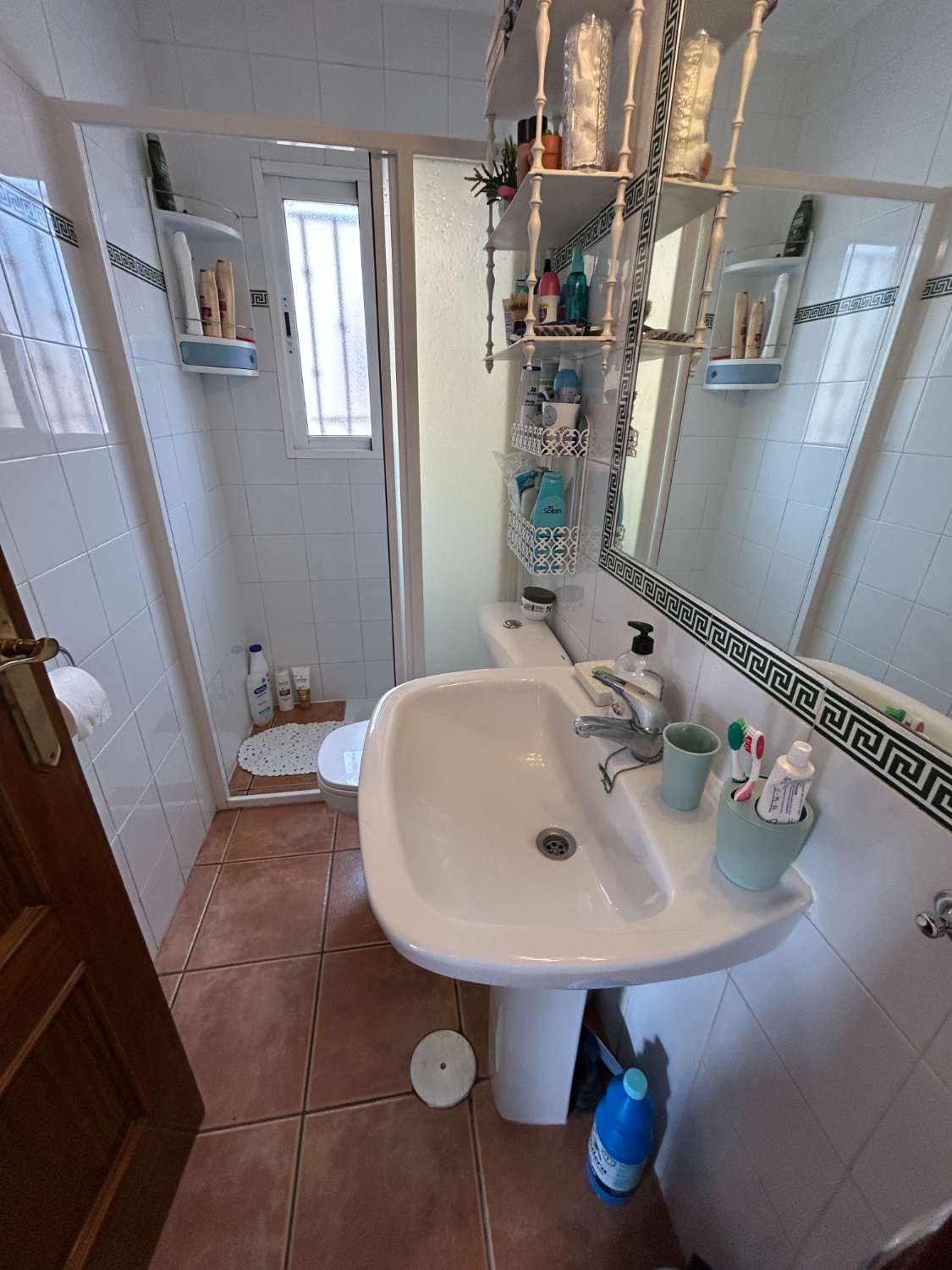 Casa adosada de 4 dormitorios y 2 baños en La Zenia