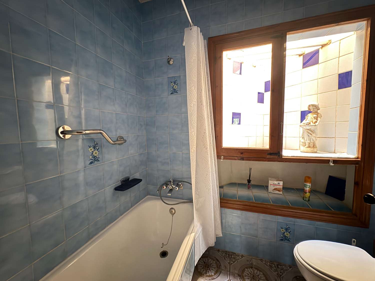 Bungalow te koop in een omheinde Urbanisasion.