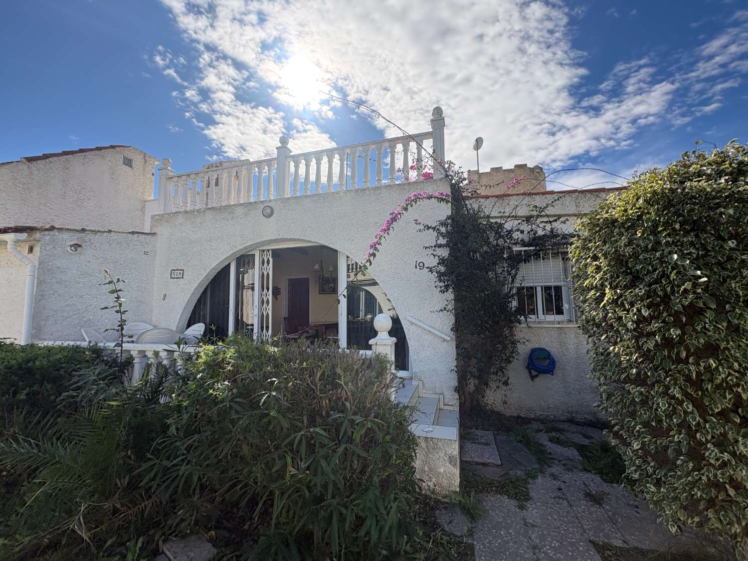 Bungalow te koop in een omheinde Urbanisasion.