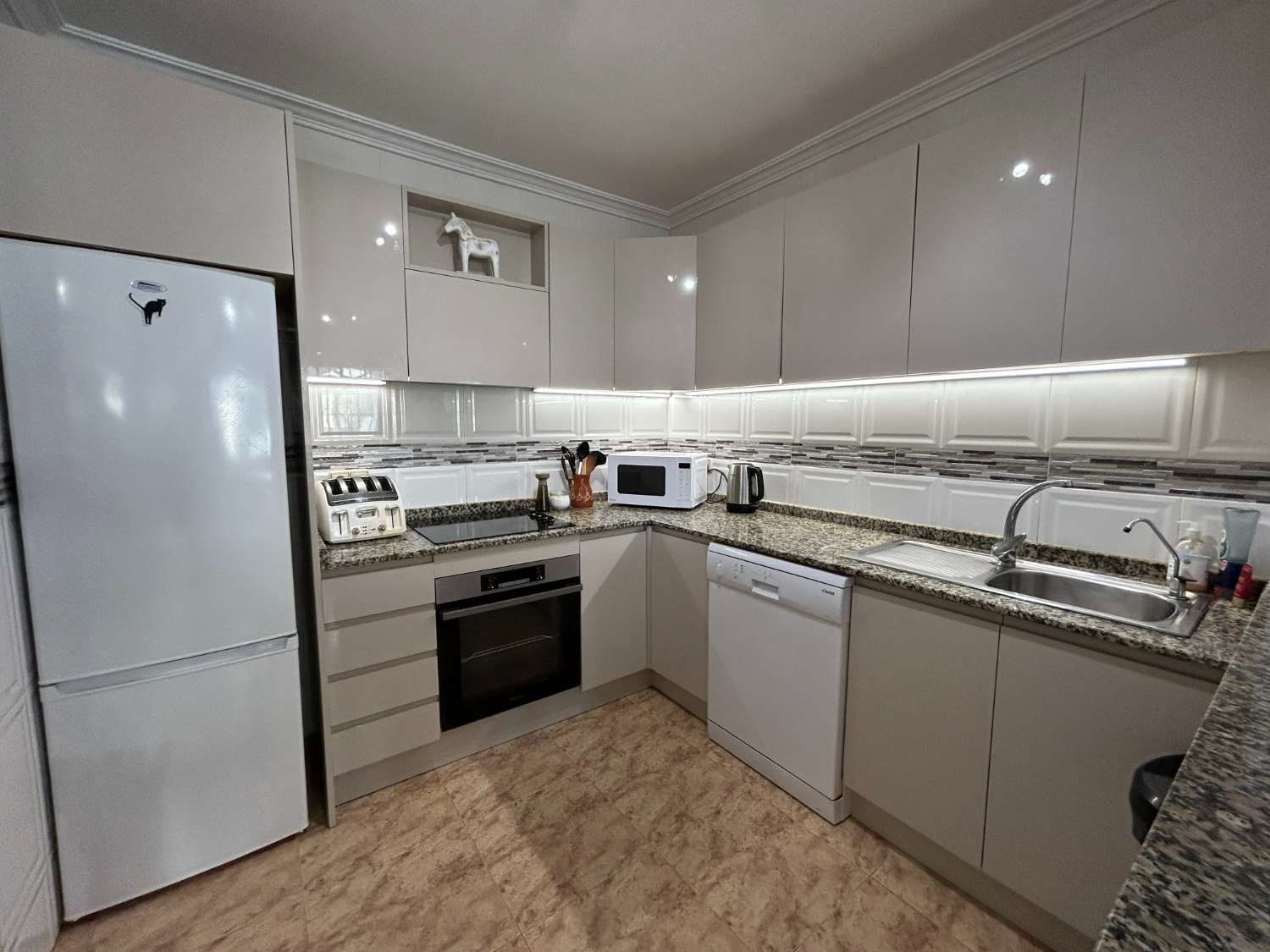 Casa adosada de 3 habitaciones en Playa Flamenca