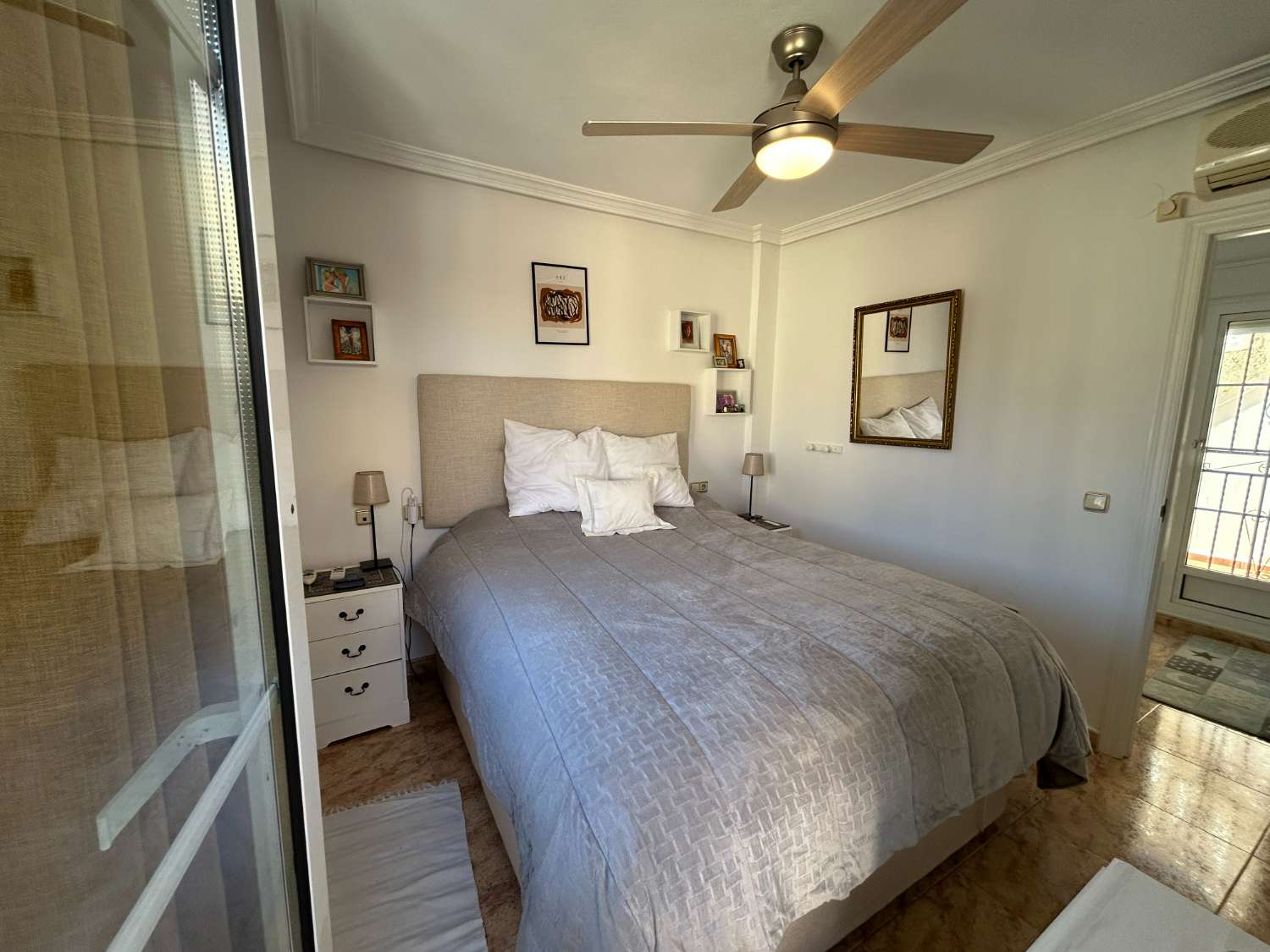 Casa adosada de 3 habitaciones en Playa Flamenca