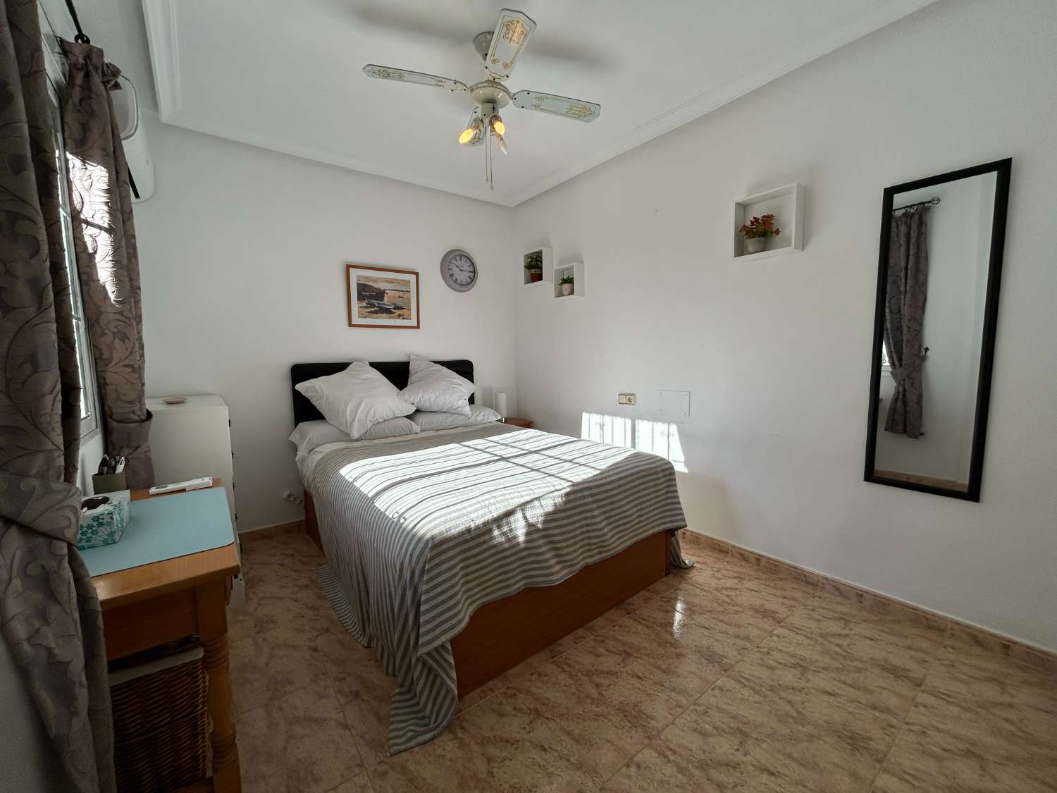 Casa adosada de 3 habitaciones en Playa Flamenca