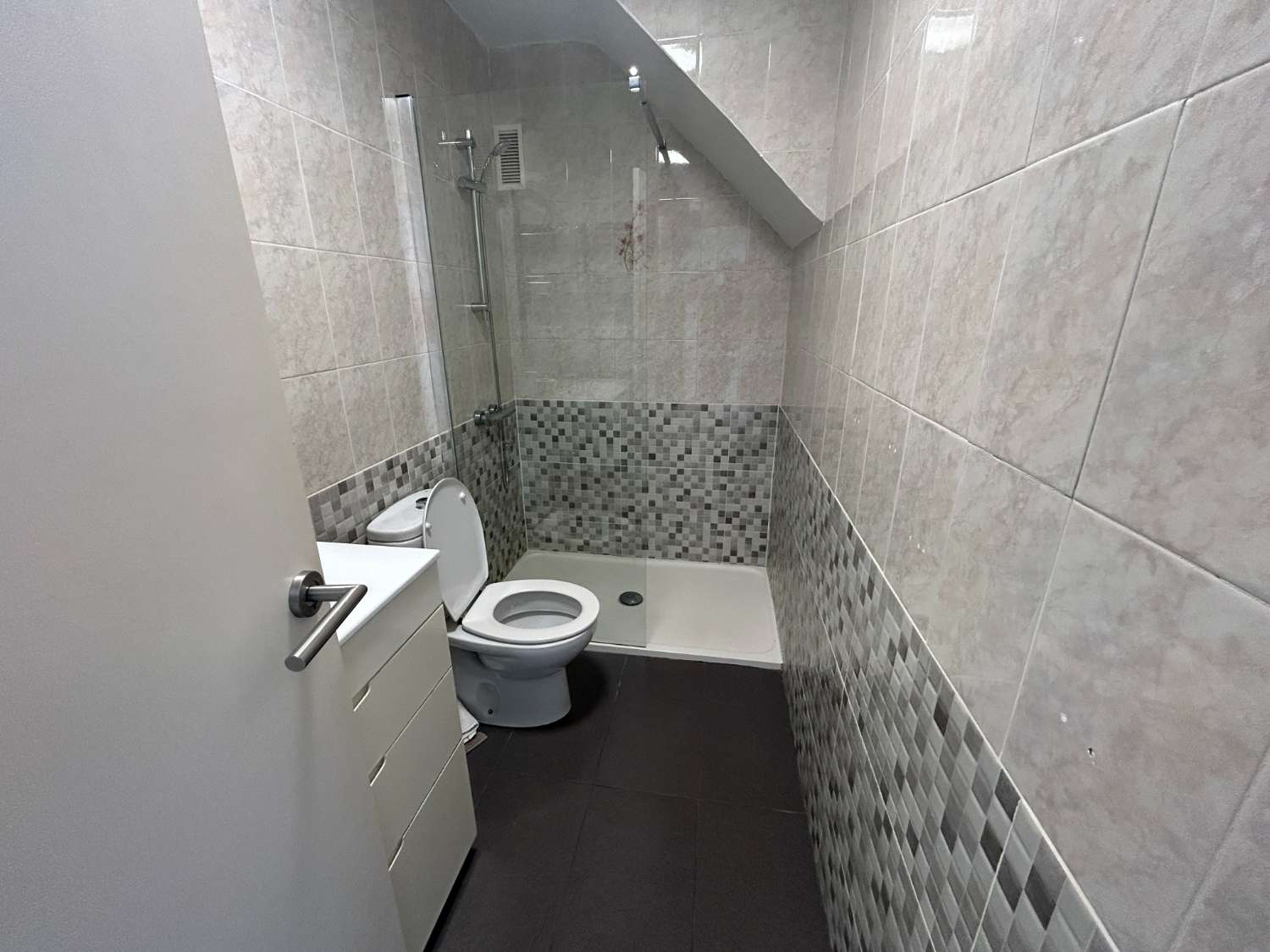 Prachtig appartement met 2 slaapkamers en spectaculaire uitzichten op de omgeving