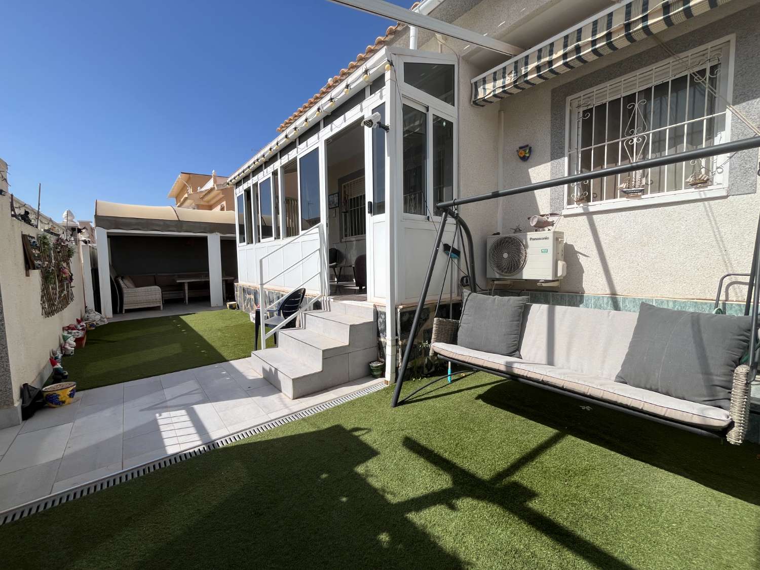 Casa de 3 dormitorios y 2 baños en La Florida.